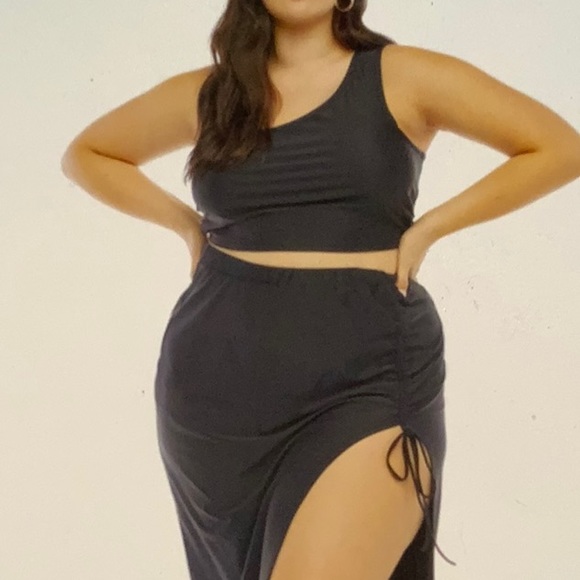 One Shoulder Top - Picture 3 of 7